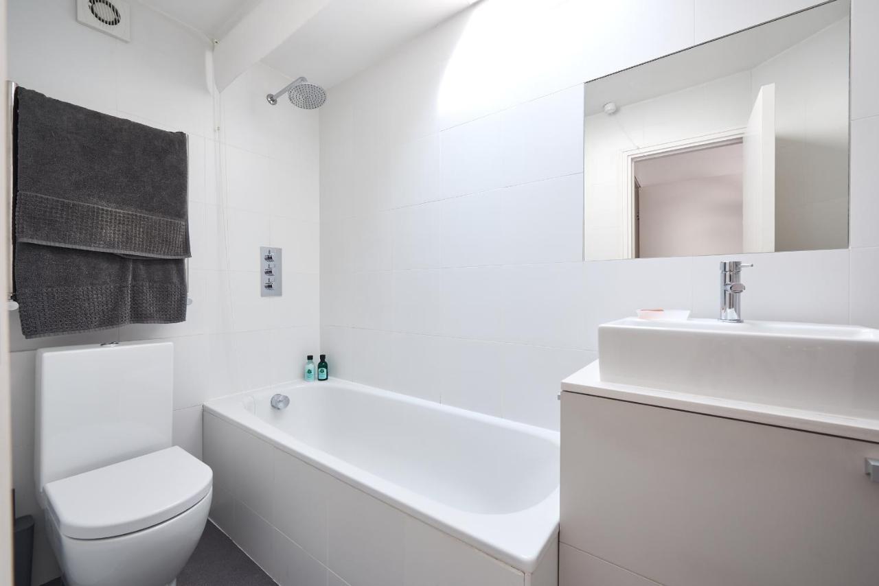 Вилла London Luxury Townhouse Kensington Экстерьер фото